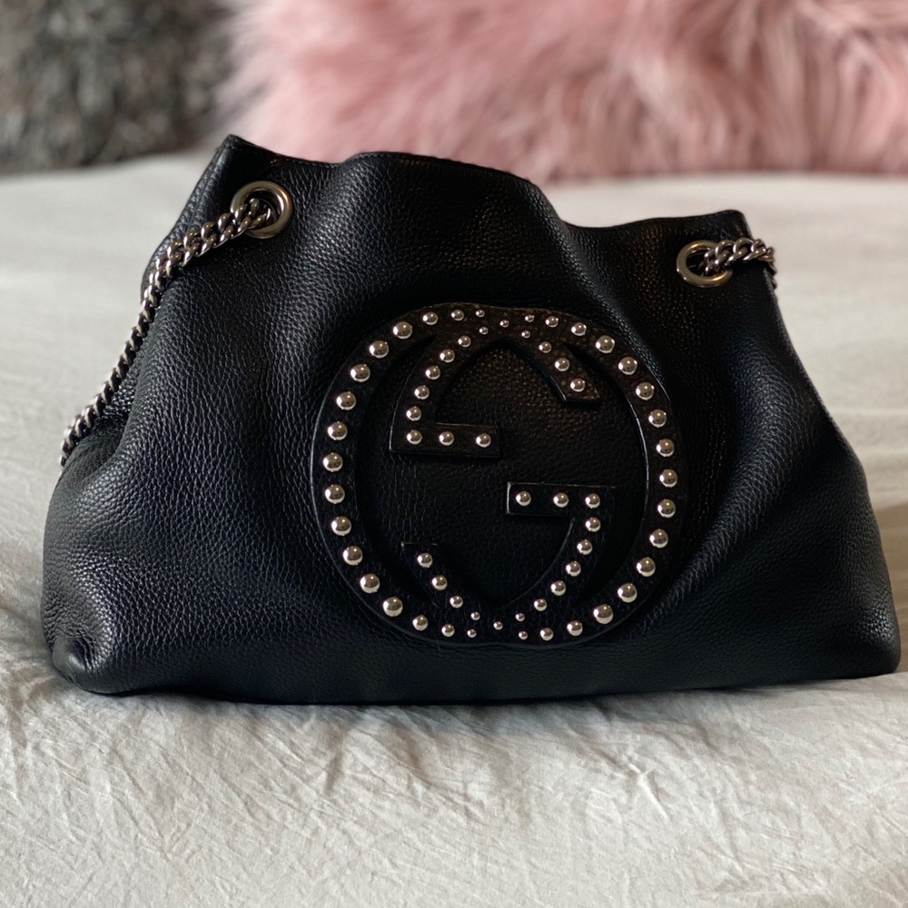 GUCCI PEBBLED CALFSKIN MEDIUM SOHO STUDDED BAG